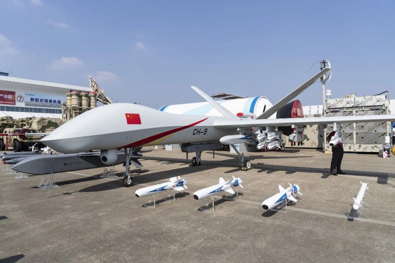 中国新型无人机，首次公开试飞(图1)